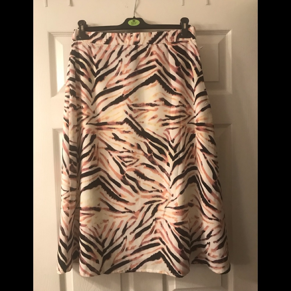 Misses midi length multi colored skirt